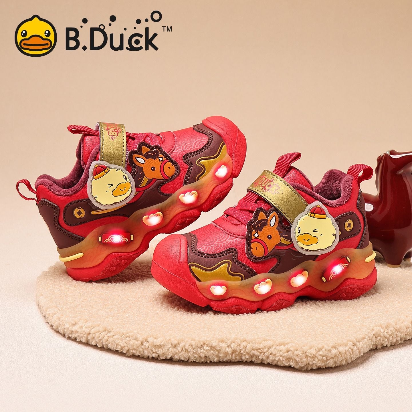 Bduck horse shoes Red